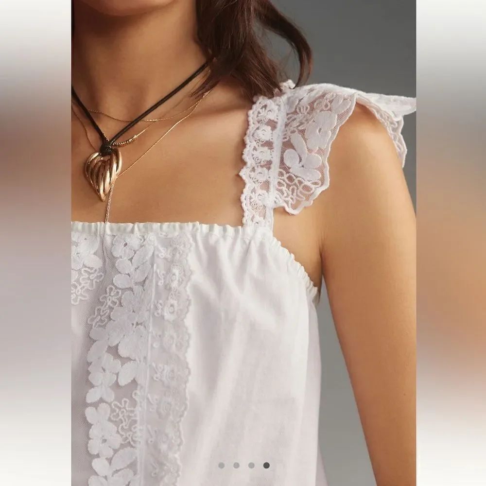 Tiny Daphne Lace Tank - Picture 4 of 5